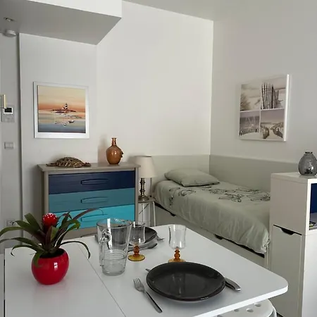 La Rochelle Sur L'eau - Studio *