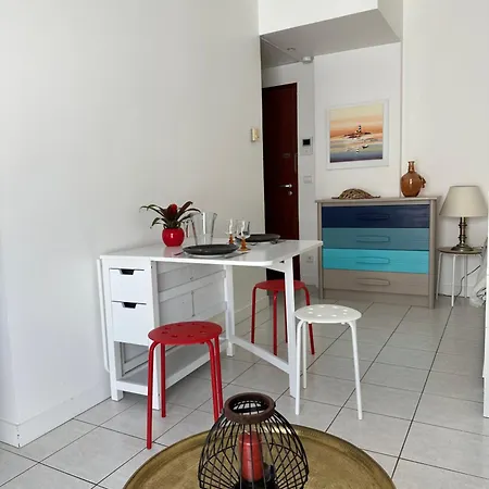 La Rochelle Sur L'eau - Studio شقة لا روشيل