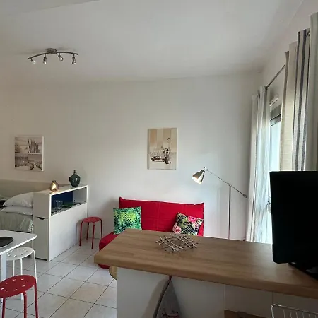 La Rochelle Sur L'eau - Studio شقة